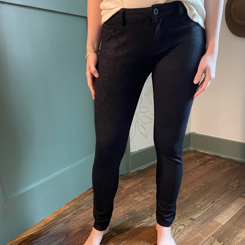 !iT. Coated black jeans